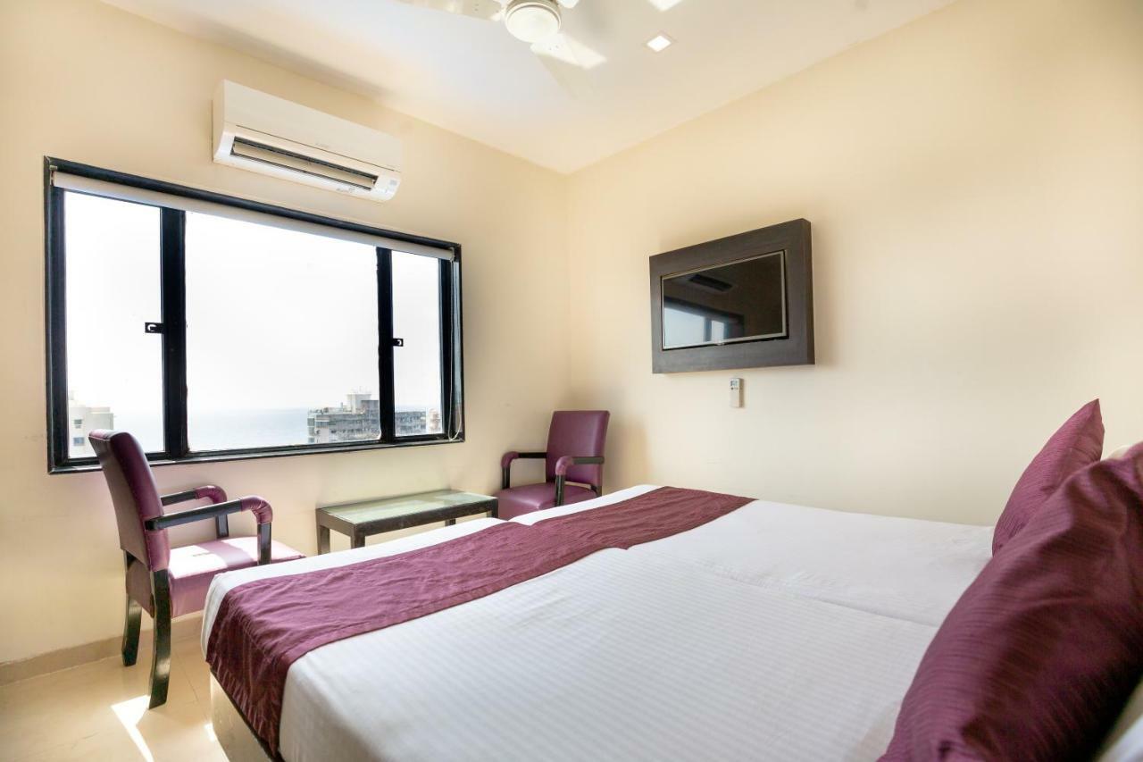 Sukh Hotel Mumbai Exteriör bild